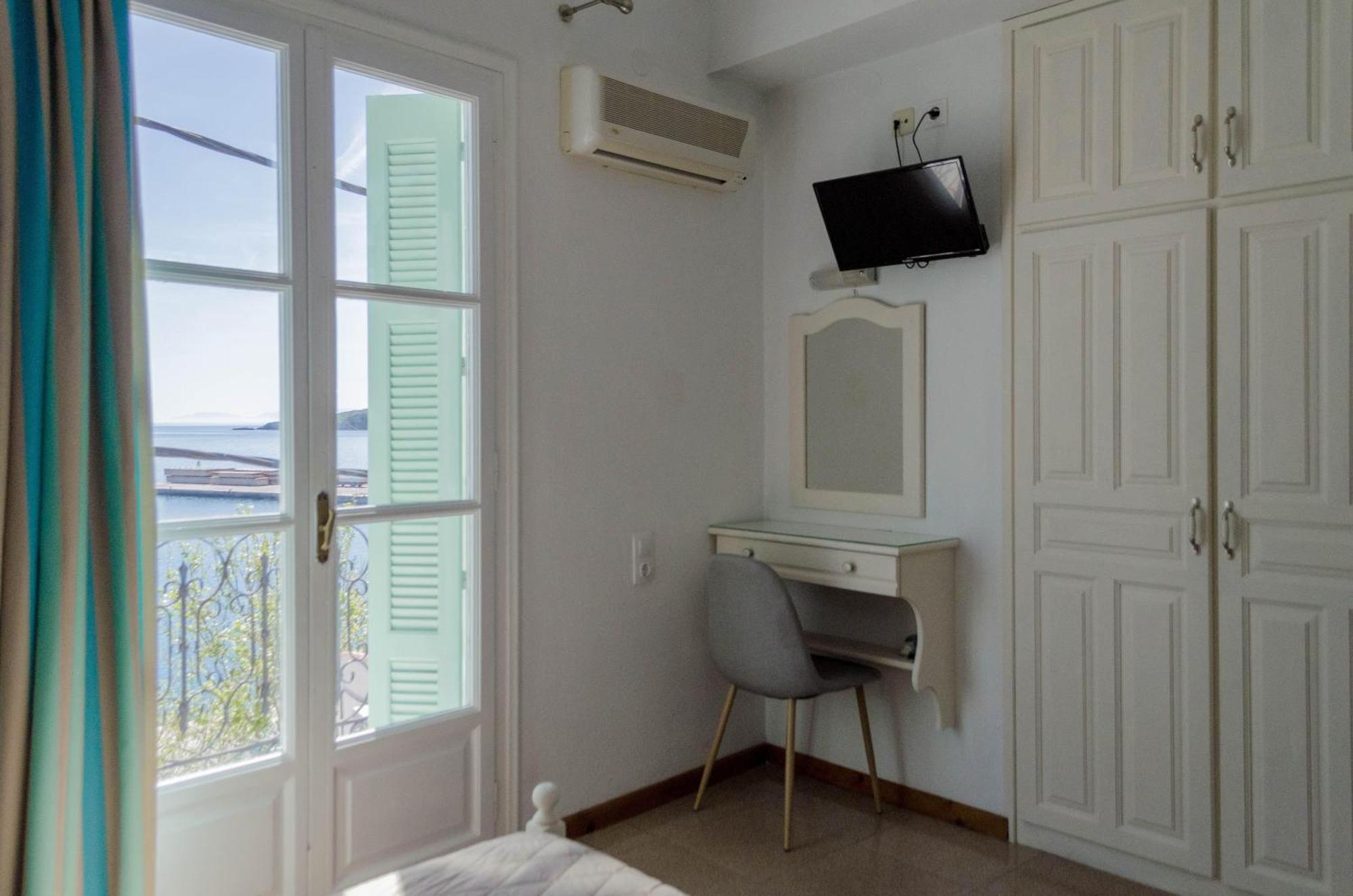 Pension Ververi Skiathos Room photo
